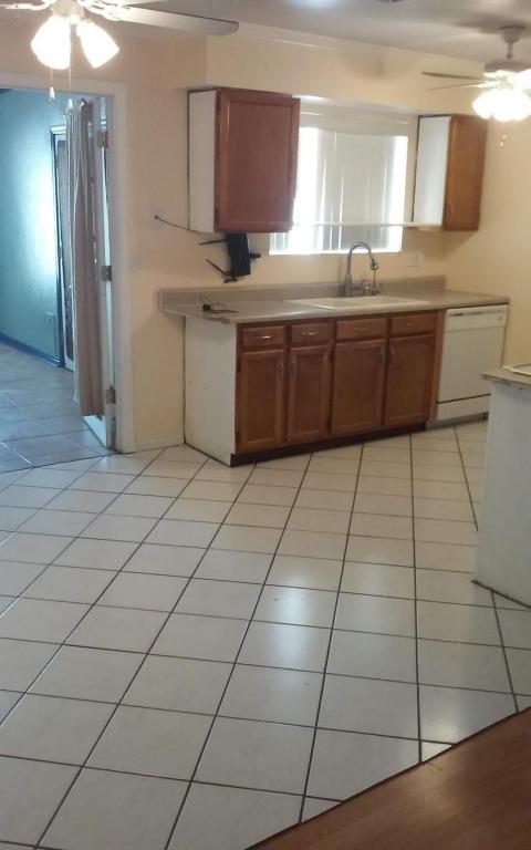 1361 N Markdale --, Mesa, AZ 85201 photo 4