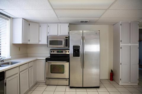7515 W Mitchell Dr, Phoenix, AZ 85033 photo 10