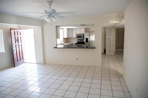 7515 W Mitchell Dr, Phoenix, AZ 85033 photo 7