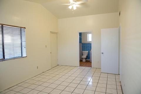7515 W Mitchell Dr, Phoenix, AZ 85033 photo 13
