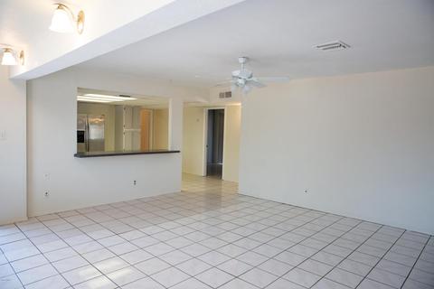 7515 W Mitchell Dr, Phoenix, AZ 85033 photo 5