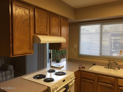 709 E Vaughn Dr, Tempe, AZ 85283 photo 4