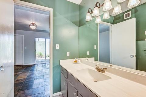 1630 E Borghese Pl, Phoenix, AZ 85016 photo 12