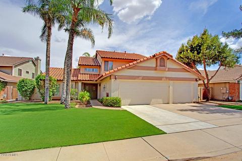 1333 E Clearwater Ln, Gilbert, AZ 85234 photo 1