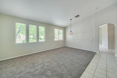 2453 E Glass Ln, Phoenix, AZ 85042 photo 9