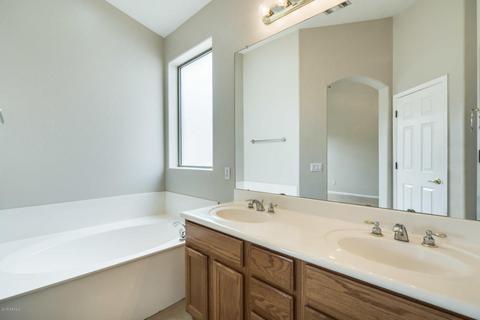 2453 E Glass Ln, Phoenix, AZ 85042 photo 23