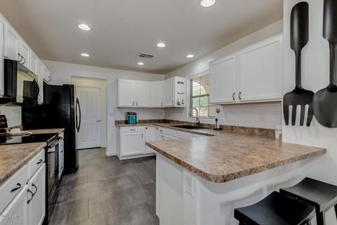 1888 S Seton Ave, Gilbert, AZ 85295 photo 8