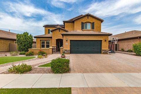 3044 E Maplewood St, Gilbert, AZ 85297 photo 3
