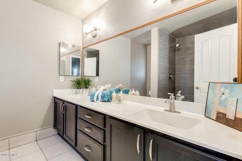 1543 E Hearne Way, Gilbert, AZ 85234 photo 4