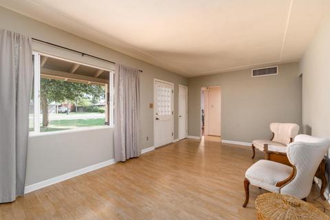 2901 E Highland Ave, Phoenix, AZ 85016 photo 3
