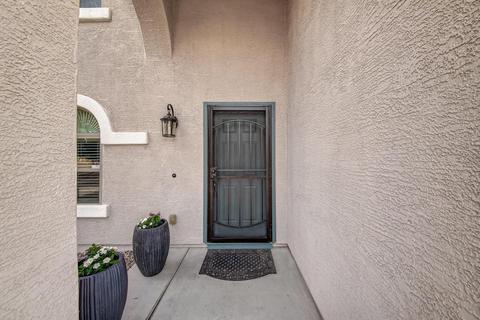 3988 E Maplewood St, Gilbert, AZ 85297 photo 4
