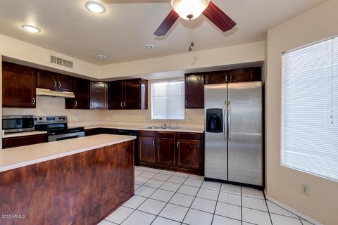 725 W Hackamore St, Gilbert, AZ 85233 photo 7