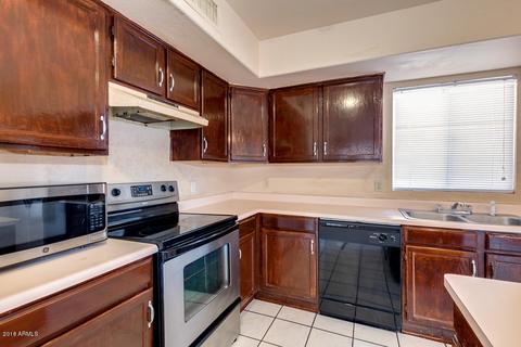 725 W Hackamore St, Gilbert, AZ 85233 photo 9