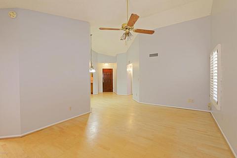1017 E Wagoner Rd, Phoenix, AZ 85022 photo 4