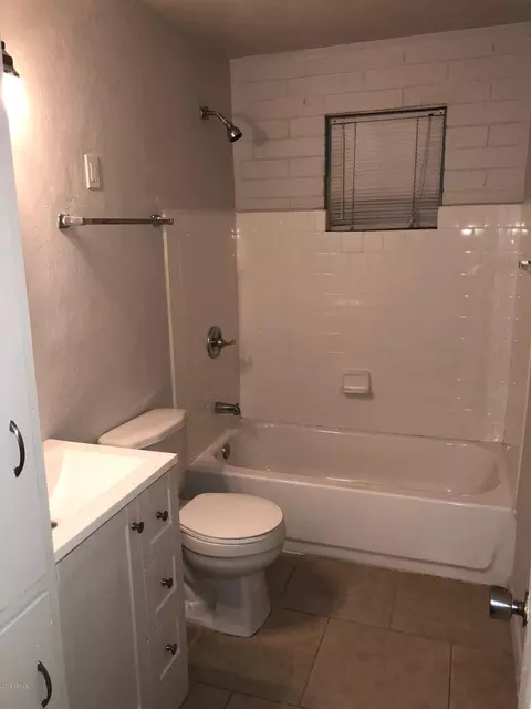 1018 E Polk St, Phoenix, AZ 85006 photo 11