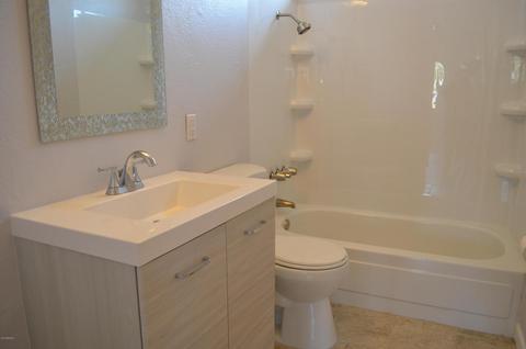 3429 Everett Dr, Phoenix, AZ 85032 photo 4