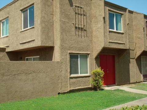4262 N 68th Ln, Phoenix, AZ 85033 photo 1