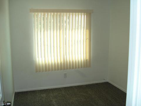 4262 N 68th Ln, Phoenix, AZ 85033 photo 9