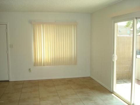 4262 N 68th Ln, Phoenix, AZ 85033 photo 7