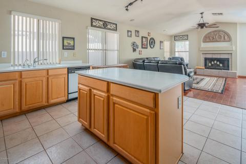 1133 E Betsy Ln, Gilbert, AZ 85296 photo 9