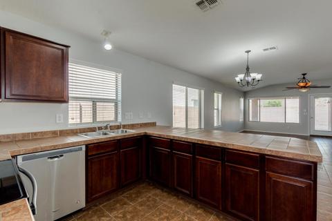4009 S 55th Dr, Phoenix, AZ 85043 photo 8