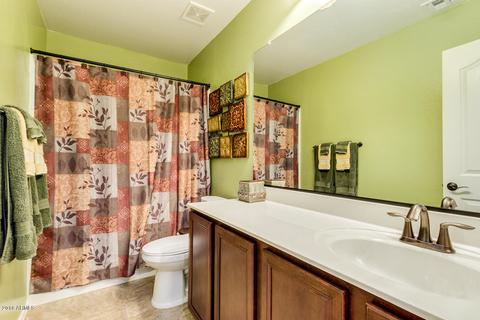 2218 E Gillcrest Rd, Gilbert, AZ 85298 photo 27
