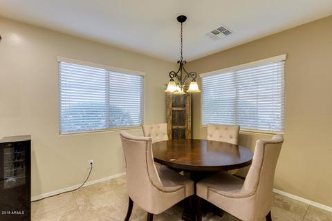 2218 E Gillcrest Rd, Gilbert, AZ 85298 photo 10