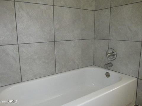 921 E Amelia Ave, Phoenix, AZ 85014 photo 4