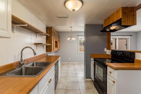3424 W Echo Ln, Phoenix, AZ 85051 photo 8