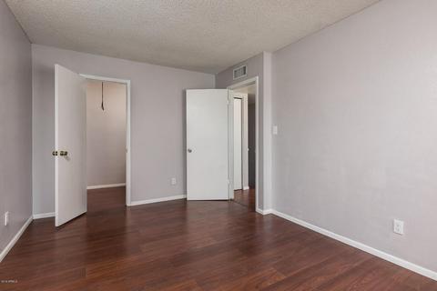 3424 W Echo Ln, Phoenix, AZ 85051 photo 11