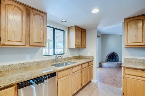3744 E Yucca St, Phoenix, AZ 85028 photo 16