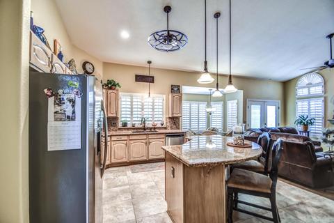 331 N Corrine Dr, Gilbert, AZ 85234 photo 14
