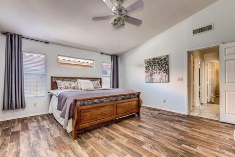 4536 E Thistle Landing Dr, Phoenix, AZ 85044 photo 5