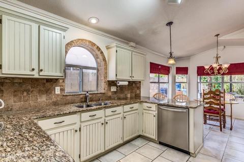 4536 E Thistle Landing Dr, Phoenix, AZ 85044 photo 11