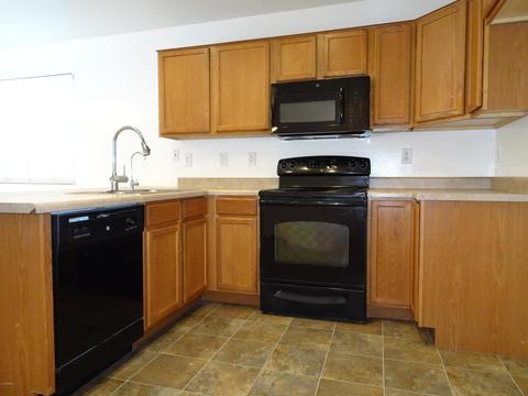 23858 N Greer Loop, Florence, AZ 85132 photo 2