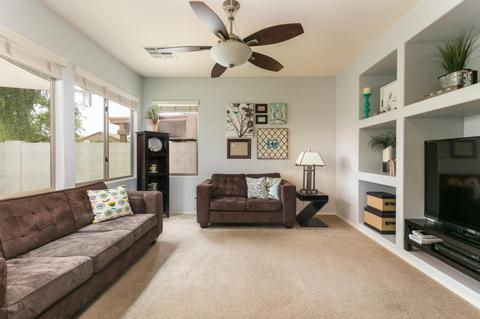 4541 E Del Rio St, Gilbert, AZ 85295 photo 2