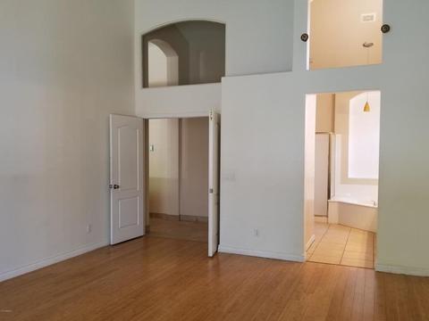 2872 E Millbrae Ln, Gilbert, AZ 85234 photo 9