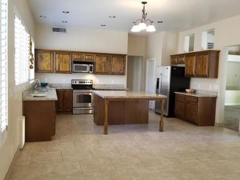 2872 E Millbrae Ln, Gilbert, AZ 85234 photo 6