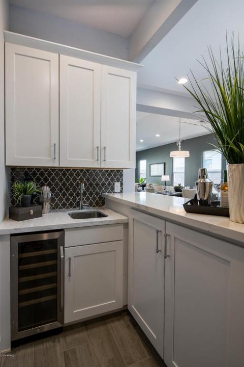 3433 N 38th Pl, Phoenix, AZ 85018 photo 9