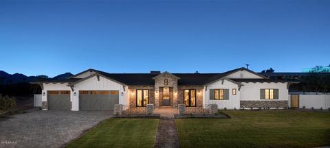 3720 E Orange Dr, Phoenix, AZ 85018 photo 2