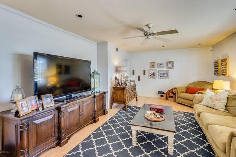 5202 E Whitton Ave, Phoenix, AZ 85018 photo 2