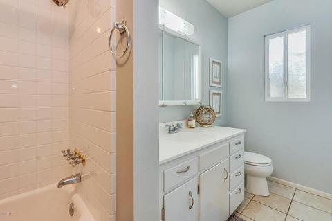 5202 E Whitton Ave, Phoenix, AZ 85018 photo 8