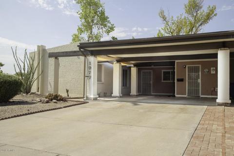 1977 E Del Sur Dr, Tempe, AZ 85283 photo 2
