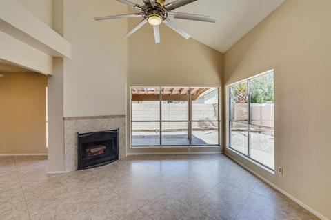 438 E Kerry Ln, Phoenix, AZ 85024 photo 2