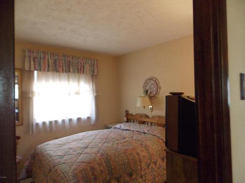 2852 Timber Trail Loop, Overgaard, AZ 85933 photo 12