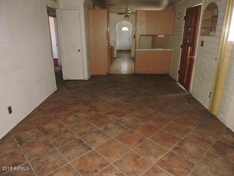 1908 E Lynne Ln, Phoenix, AZ 85042 photo 9
