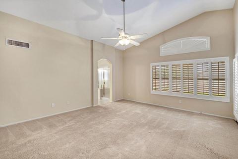 2082 E Smoke Tree Rd, Gilbert, AZ 85296 photo 14