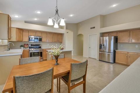 2082 E Smoke Tree Rd, Gilbert, AZ 85296 photo 12