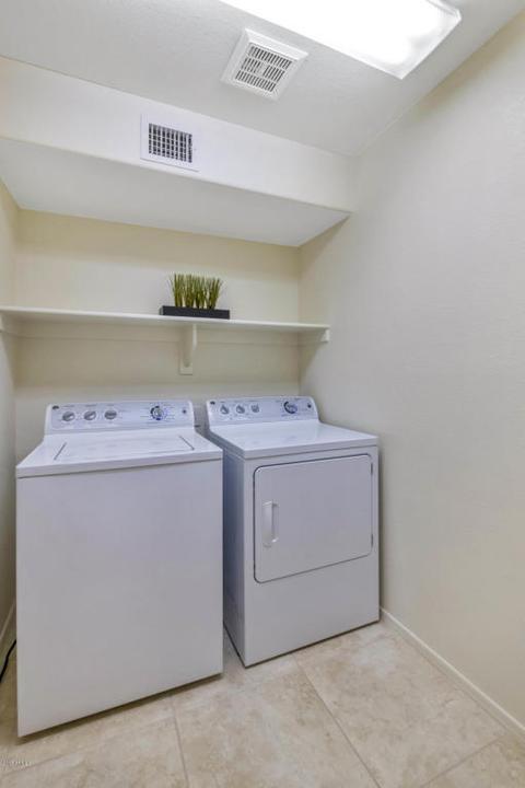 2082 E Smoke Tree Rd, Gilbert, AZ 85296 photo 24