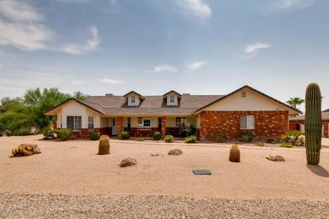 8563 E Gary St, Mesa, AZ 85207 photo 2